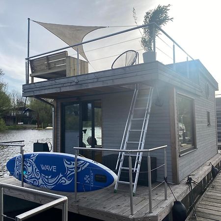Hausboot Off Im Diamantgraben An Der Elbe Hotel Hamburg Exterior photo