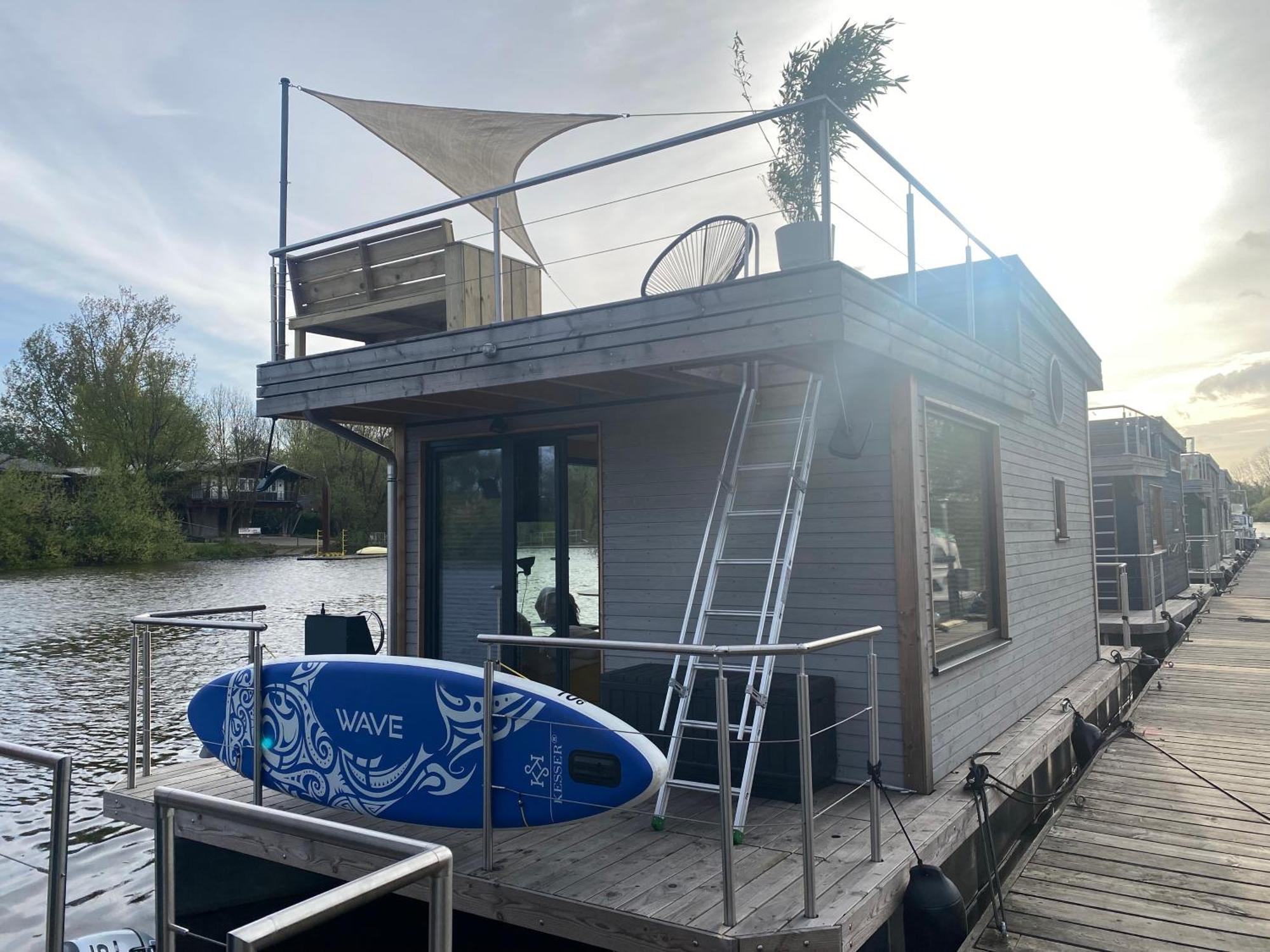 Hausboot Off Im Diamantgraben An Der Elbe Hotel Hamburg Exterior photo